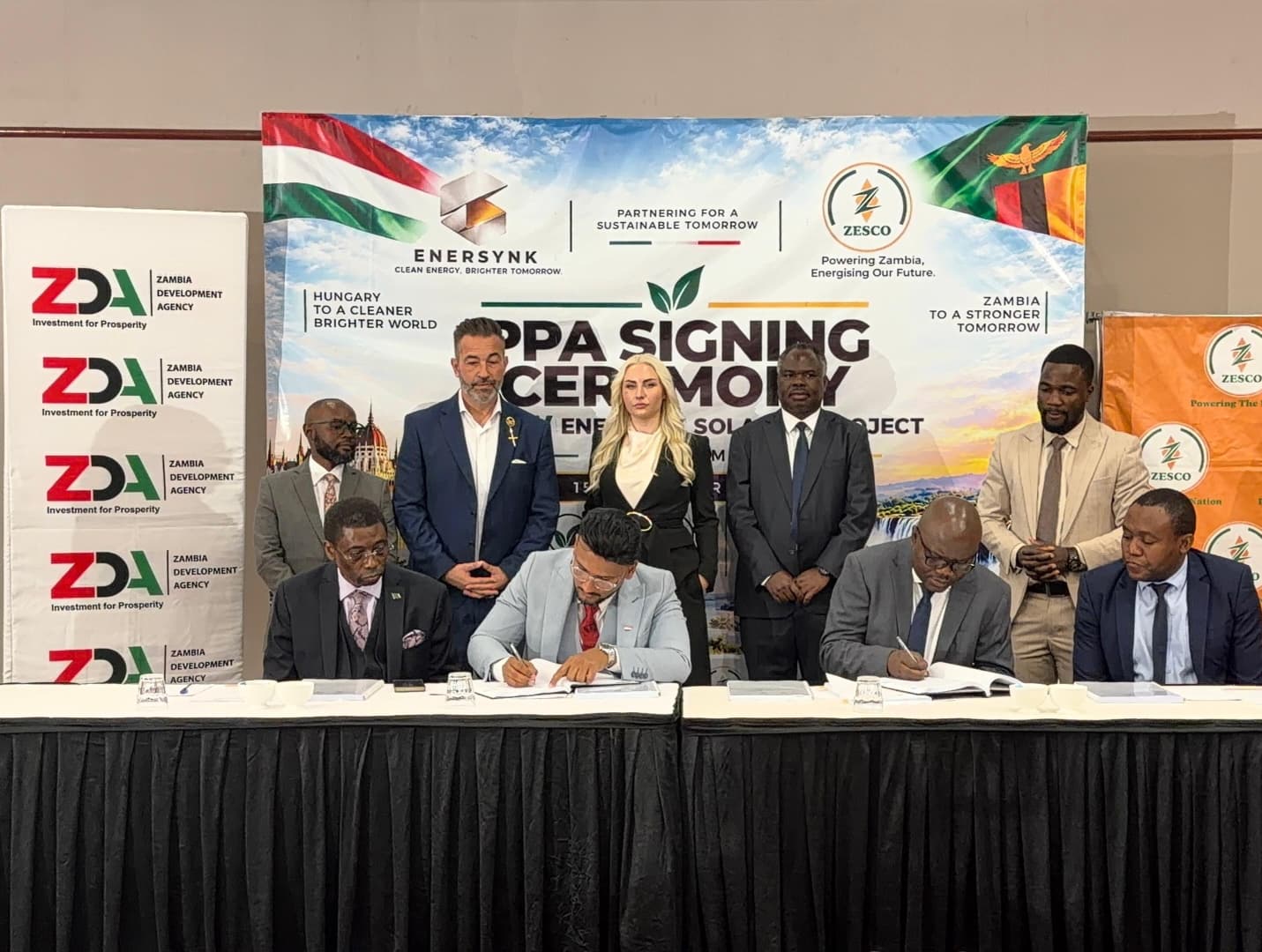 EnerSynk Group et ZESCO signent un PPA de 25 ans pour une centrale solaire de 500 MW dans la Copperbelt, en Zambie